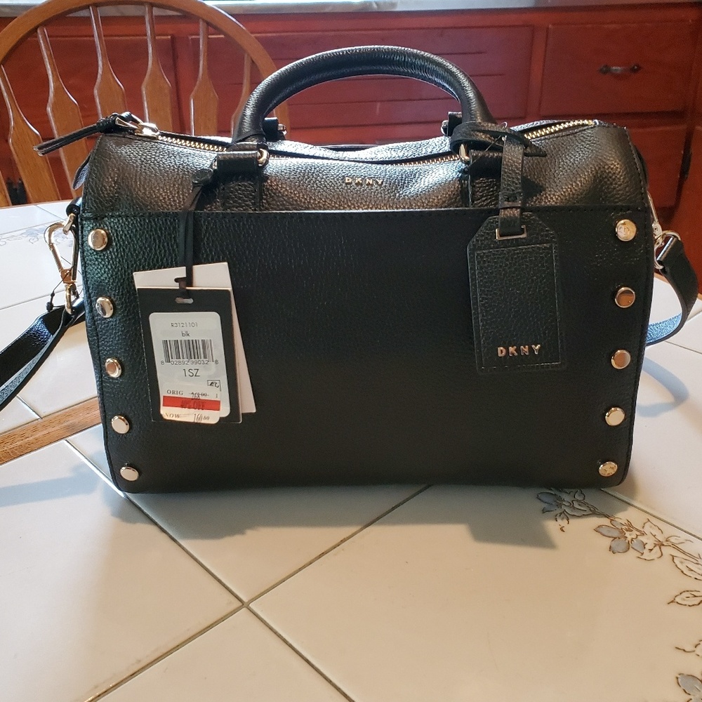 DKNY Brand New Black Leather Pocketbook - Picture 6 of 6